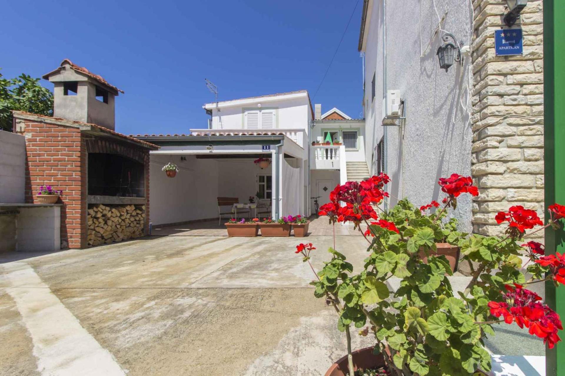 Apartmani Alaga B Tribalj Exterior foto